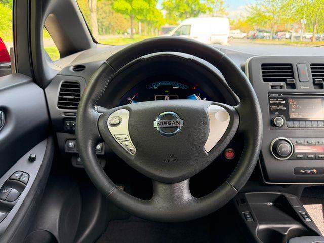 2013 Nissan LEAF (CC-2072133) for sale in Seattle, Washington