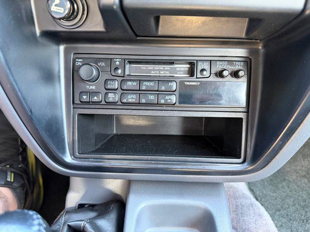 1994 Nissan Pathfinder (CC-2072140) for sale in Seattle, Washington