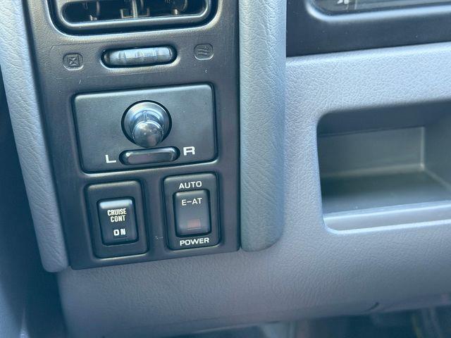 1994 Nissan Pathfinder (CC-2072140) for sale in Seattle, Washington