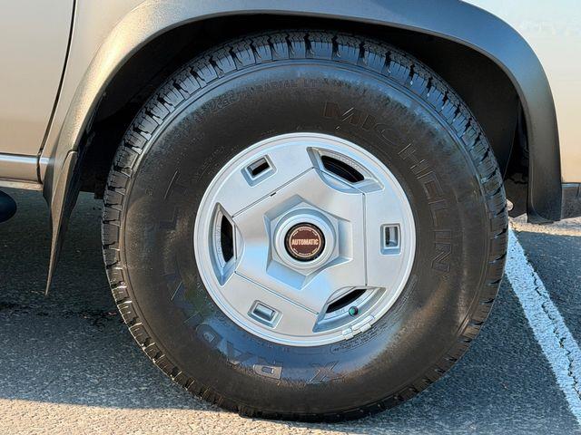 1994 Nissan Pathfinder (CC-2072140) for sale in Seattle, Washington