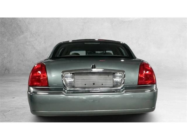 2006 Lincoln Town Car (CC-2072152) for sale in McDonald, Pennsylvania
