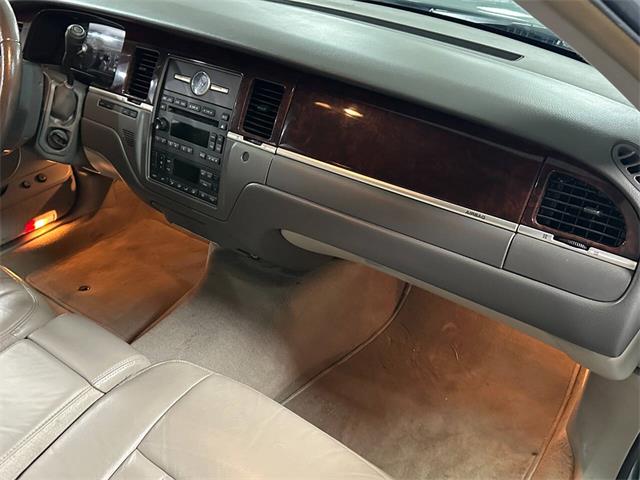 2006 Lincoln Town Car (CC-2072152) for sale in McDonald, Pennsylvania