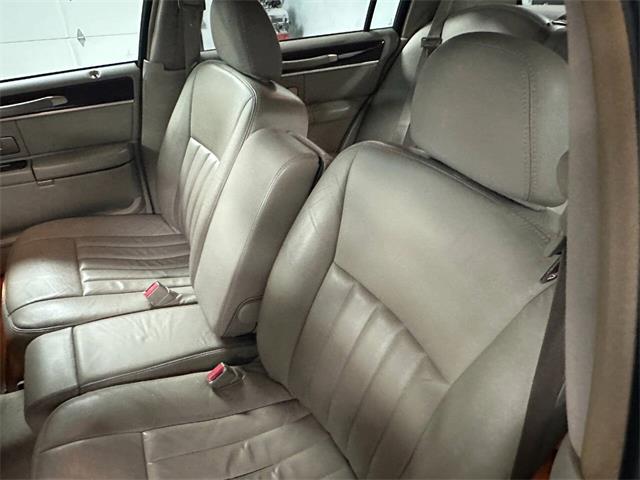 2006 Lincoln Town Car (CC-2072152) for sale in McDonald, Pennsylvania