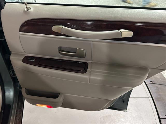 2006 Lincoln Town Car (CC-2072152) for sale in McDonald, Pennsylvania