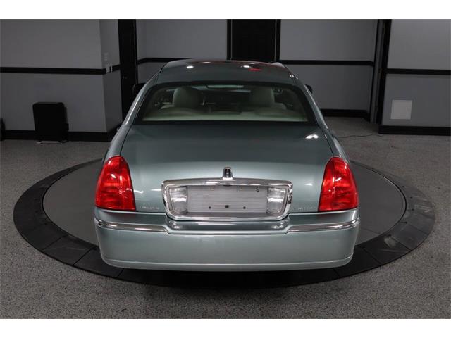 2006 Lincoln Town Car (CC-2072152) for sale in McDonald, Pennsylvania