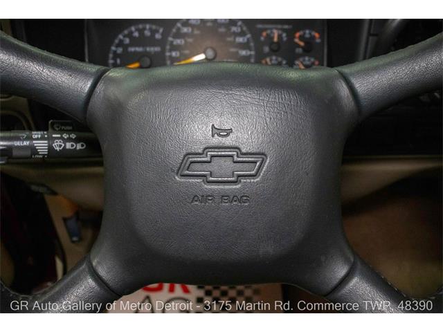 1998 Chevrolet C/K 1500 (CC-2070221) for sale in Kentwood, Michigan