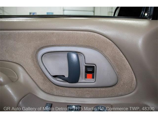 1998 Chevrolet C/K 1500 (CC-2070221) for sale in Kentwood, Michigan