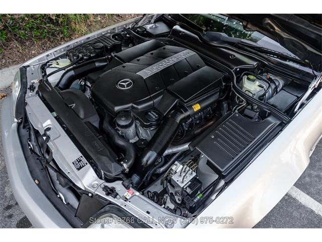 2002 Mercedes-Benz SL500 (CC-2072302) for sale in Beverly Hills, California