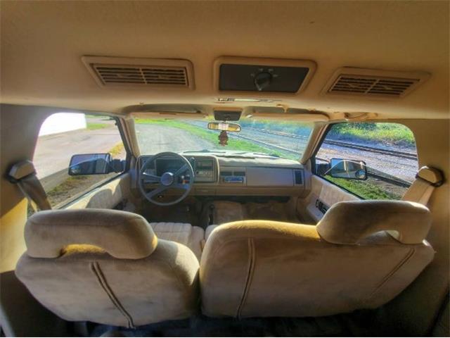 1992 GMC Suburban (CC-2072329) for sale in Cadillac, Michigan