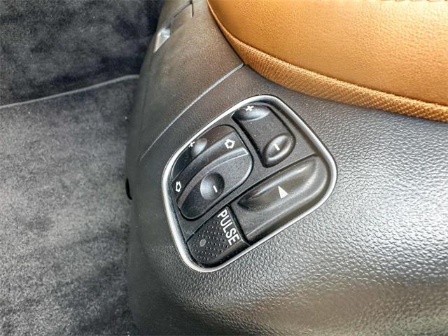 2012 Mercedes-Benz SL-Class (CC-2072472) for sale in Anaheim, California