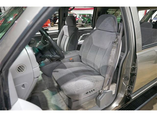 1999 Chevrolet Suburban (CC-2072554) for sale in Kentwood, Michigan