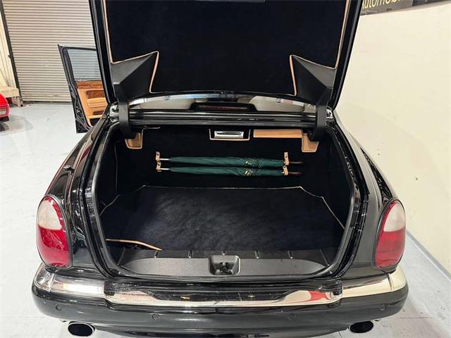 2000 Bentley Arnage (CC-2072743) for sale in Palm Desert , California