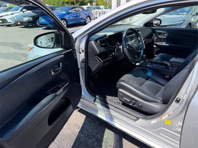 2013 Toyota Avalon (CC-2072759) for sale in Edison, New Jersey