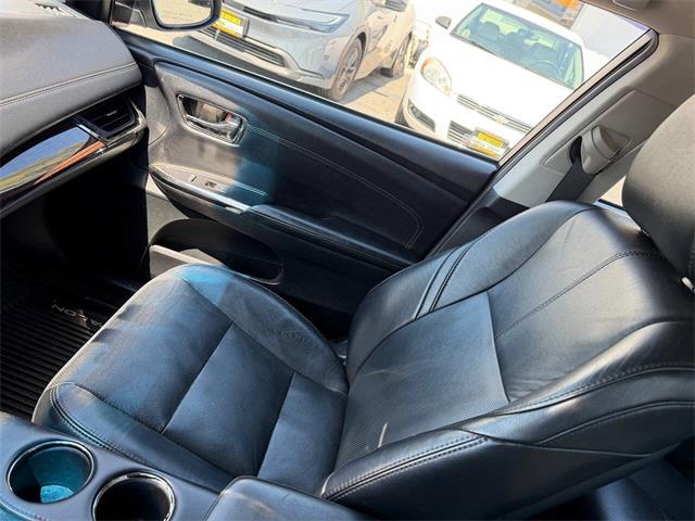 2013 Toyota Avalon (CC-2072759) for sale in Edison, New Jersey