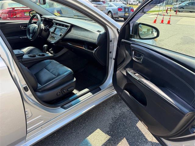 2013 Toyota Avalon (CC-2072759) for sale in Edison, New Jersey