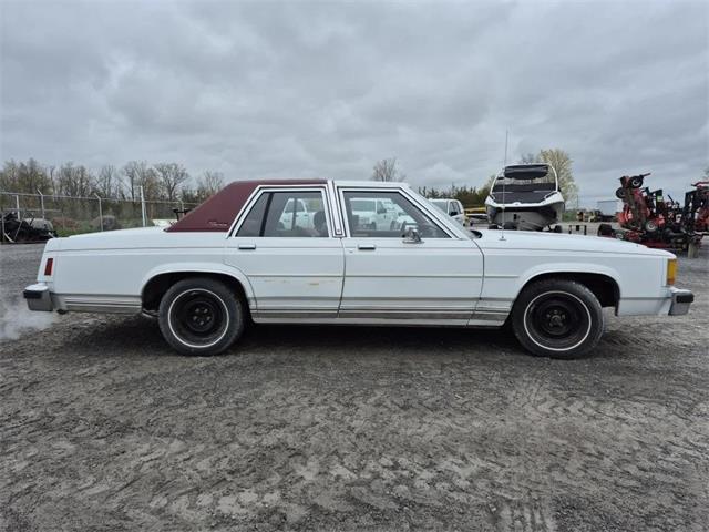 1985 Ford LTD (CC-2072901) for sale in Trenton, Ontario