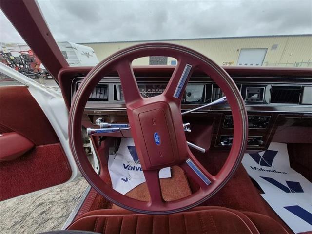 1985 Ford LTD (CC-2072901) for sale in Trenton, Ontario