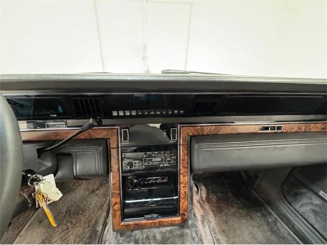 1983 Lincoln Continental (CC-2072926) for sale in Morgantown, Pennsylvania