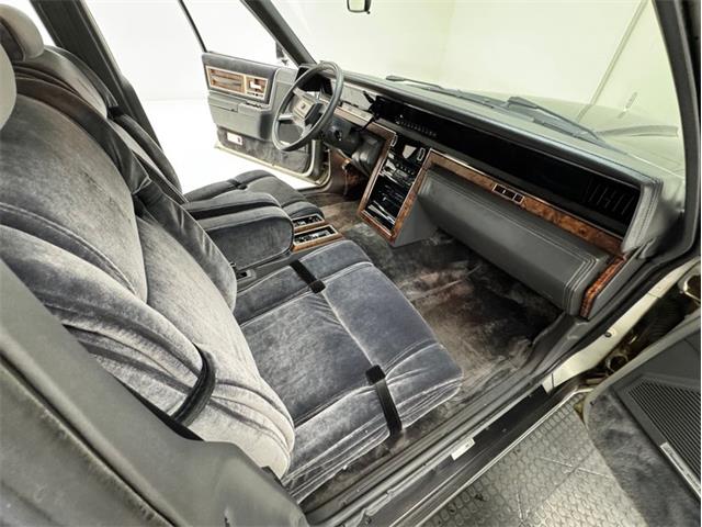1983 Lincoln Continental (CC-2072926) for sale in Morgantown, Pennsylvania