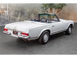 1969 Mercedes-Benz 280SL (CC-2072940) for sale in Beverly Hills, California