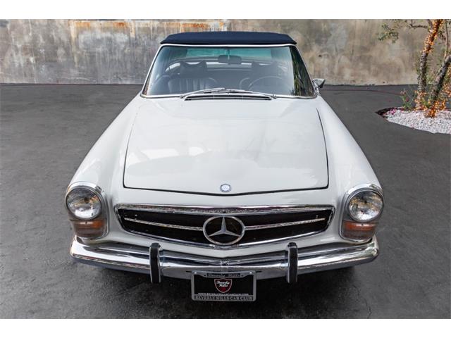 1969 Mercedes-Benz 280SL (CC-2072940) for sale in Beverly Hills, California