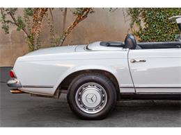 1969 Mercedes-Benz 280SL (CC-2072940) for sale in Beverly Hills, California