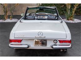 1969 Mercedes-Benz 280SL (CC-2072940) for sale in Beverly Hills, California