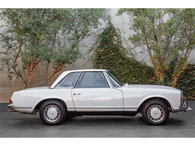 1969 Mercedes-Benz 280SL (CC-2072940) for sale in Beverly Hills, California