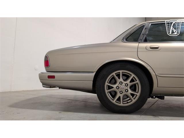 1996 Jaguar XJ6 (CC-2070297) for sale in Caledonia, Wisconsin