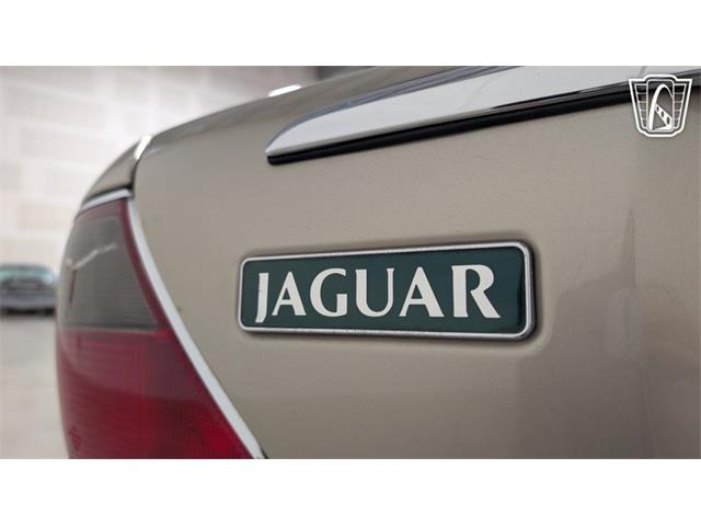 1996 Jaguar XJ6 (CC-2070297) for sale in Caledonia, Wisconsin