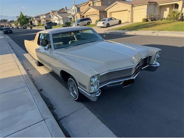 1967 Cadillac Coupe DeVille (CC-2073003) for sale in Cadillac, Michigan