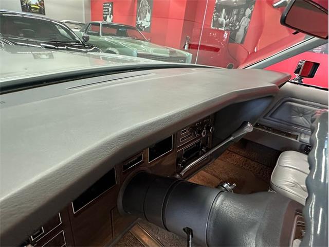 1976 Lincoln Continental (CC-2073066) for sale in West Babylon, New York