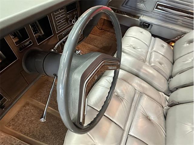 1976 Lincoln Continental (CC-2073066) for sale in West Babylon, New York