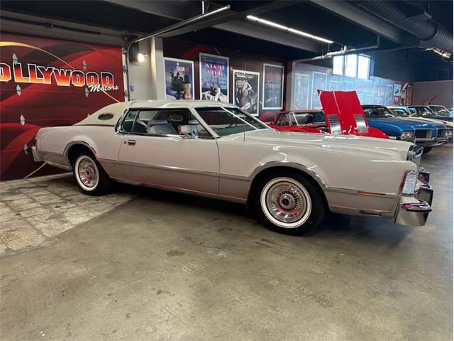 1976 Lincoln Continental (CC-2073066) for sale in West Babylon, New York