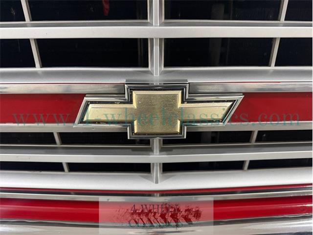 1988 Chevrolet Suburban (CC-2073126) for sale in Holland , Michigan