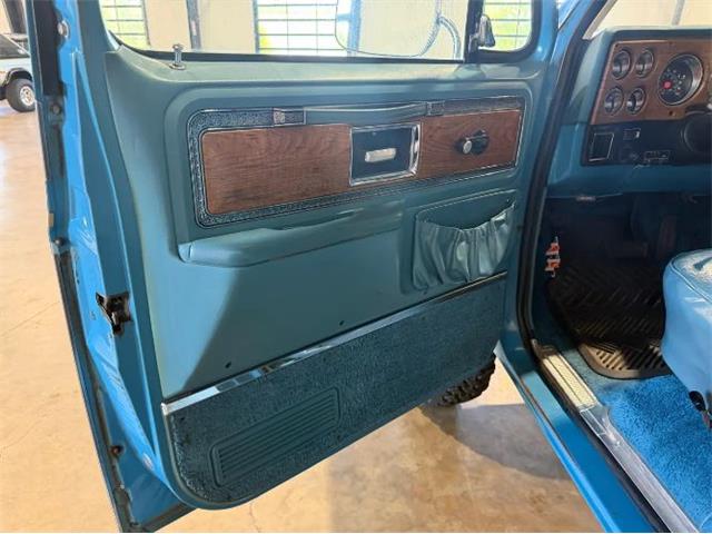 1977 Chevrolet Suburban (CC-2073217) for sale in Cadillac, Michigan