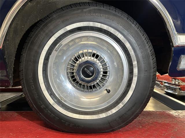 1977 Lincoln Continental (CC-2073261) for sale in Ham Lake, Minnesota