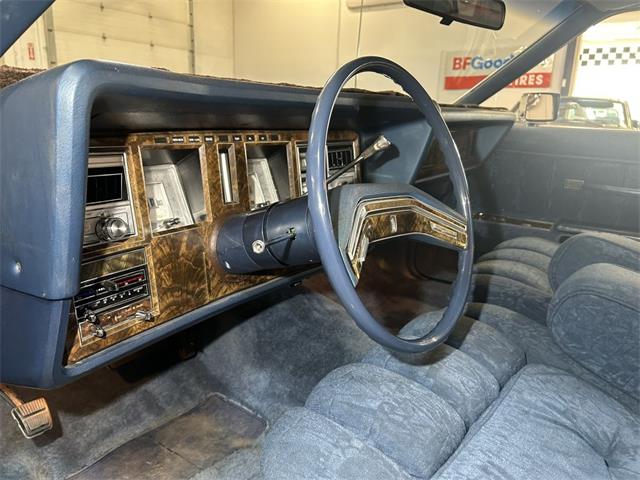 1977 Lincoln Continental (CC-2073261) for sale in Ham Lake, Minnesota