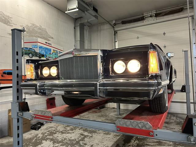1977 Lincoln Continental (CC-2073261) for sale in Ham Lake, Minnesota