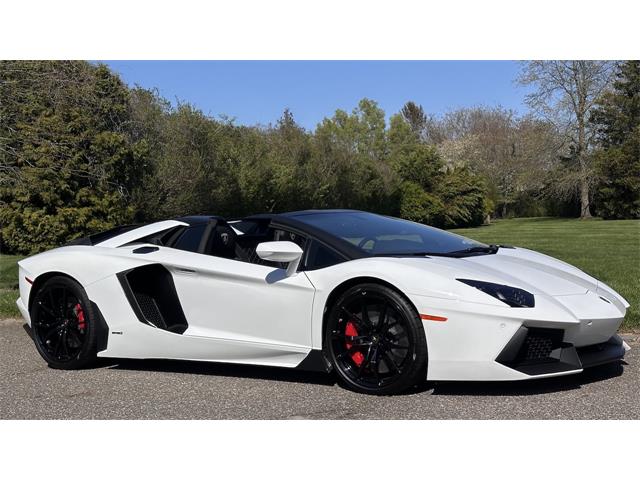 2017 Lamborghini Aventador (CC-2070330) for sale in Southampton, New York