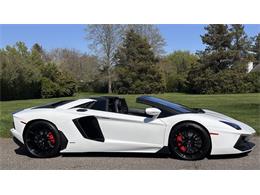 2017 Lamborghini Aventador (CC-2070330) for sale in Southampton, New York