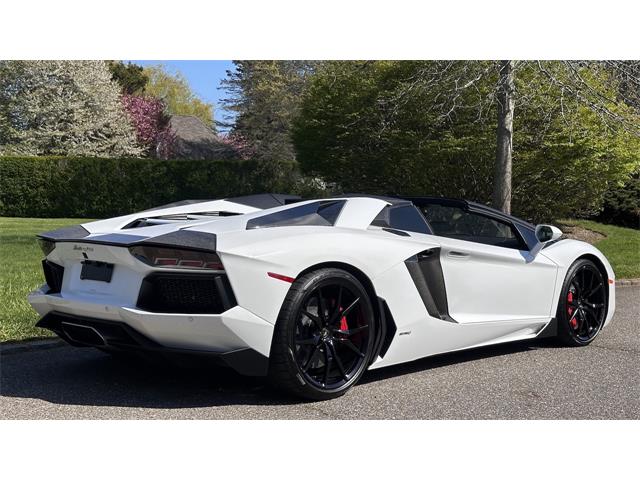 2017 Lamborghini Aventador (CC-2070330) for sale in Southampton, New York
