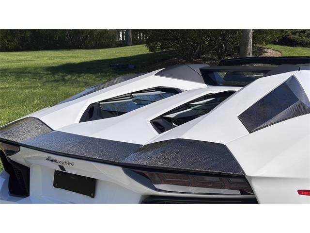 2017 Lamborghini Aventador (CC-2070330) for sale in Southampton, New York