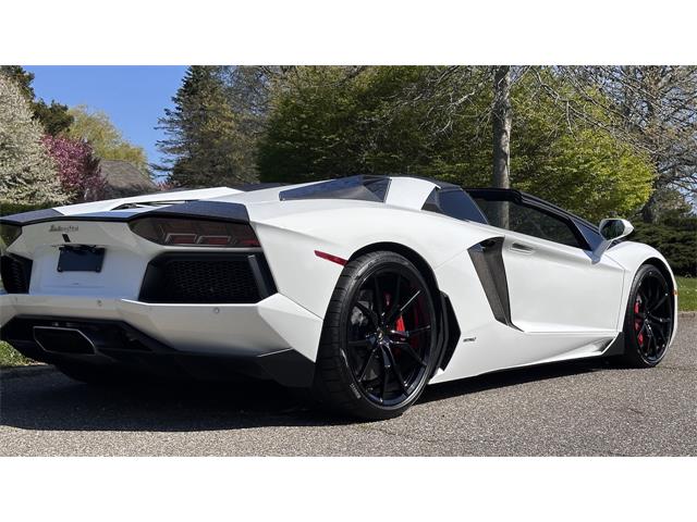 2017 Lamborghini Aventador (CC-2070330) for sale in Southampton, New York