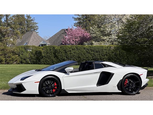 2017 Lamborghini Aventador (CC-2070330) for sale in Southampton, New York
