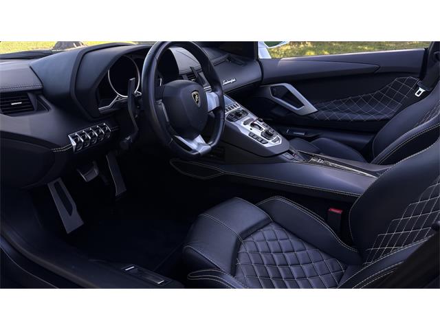 2017 Lamborghini Aventador (CC-2070330) for sale in Southampton, New York