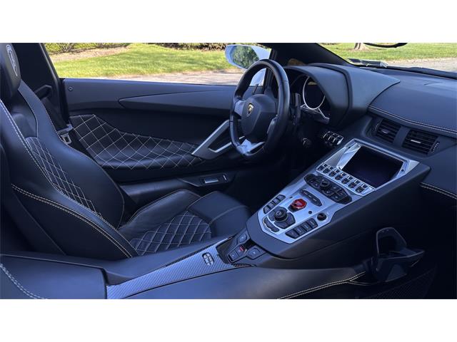 2017 Lamborghini Aventador (CC-2070330) for sale in Southampton, New York
