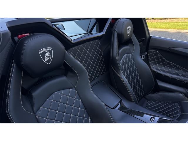 2017 Lamborghini Aventador (CC-2070330) for sale in Southampton, New York