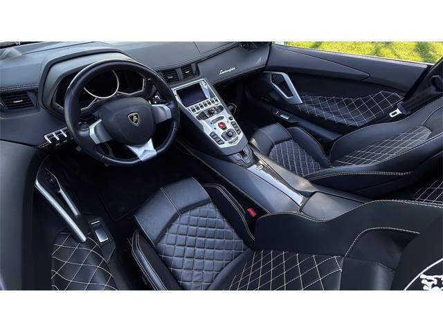 2017 Lamborghini Aventador (CC-2070330) for sale in Southampton, New York