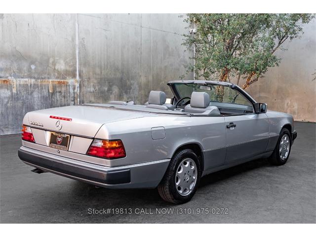 1993 Mercedes-Benz 300CE (CC-2073307) for sale in Beverly Hills, California